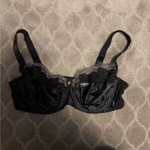 Wacoal black lace bra